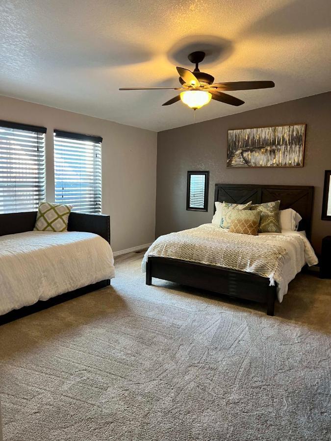 Parker Strip Pool House With Game Room! المظهر الخارجي الصورة